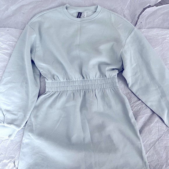 SWEATER DRESS - Picture 1 of 2